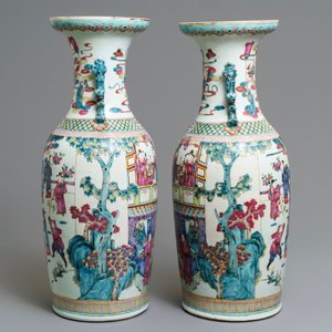 Une paire de vases en porcelaine de Chine famille rose, 19ème — photo 2