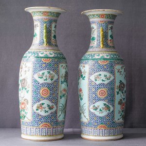 Une paire de vases en porcelaine de Chine famille rose, 19ème — photo 10