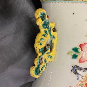 Une paire de vases en porcelaine de Chine famille rose, 19ème — photo 20