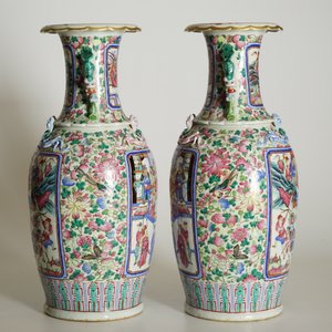 Une paire de vases en porcelaine de Chine famille rose, 19ème — photo 8