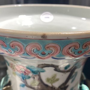 Une paire de vases en porcelaine de Chine famille rose à décor d'oiseaux, 19ème — photo 15