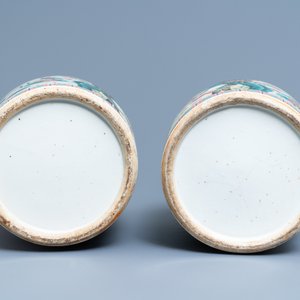Une paire de vases en porcelaine de Chine famille rose à décor d'oiseaux, 19ème — photo 6