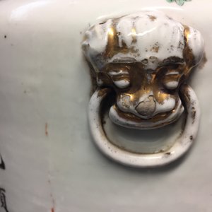 Une paire de vases en porcelaine de Chine famille rose aux dames dans un jardin, 19/20ème — photo 14
