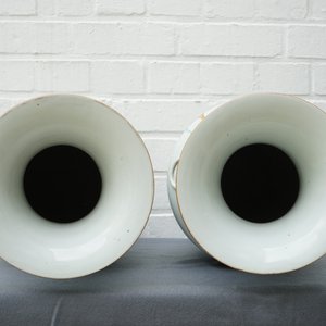 Une paire de vases en porcelaine de Chine famille rose aux garçons jouants, 19/20ème — photo 12