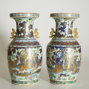 Une paire de vases en porcelaine de Chine famille rose, Canton, 19ème — photo 7