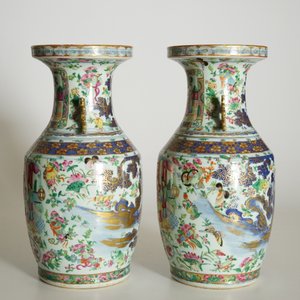 Une paire de vases en porcelaine de Chine famille rose, Canton, 19ème — photo 10