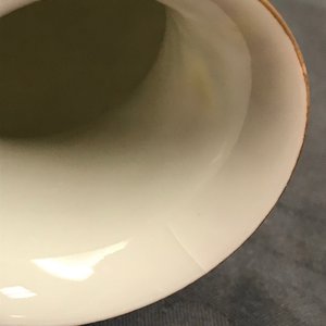 Une paire de vases en porcelaine de Chine famille rose coquille d'oeuf, marque de Qianlong, République, 20ème — photo 21