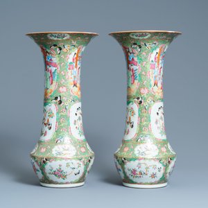 Une paire de vases en porcelaine de Chine famille rose de Canton, 19ème — photo 4