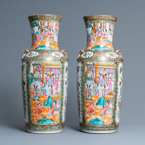Une paire de vases en porcelaine de Chine famille rose de Canton, 19ème — photo 3