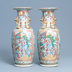 Une paire de vases en porcelaine de Chine famille rose de Canton, 19ème — photo 3