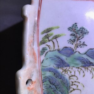Une paire de vases en porcelaine de Chine famille rose et faux marbre, Qianlong — photo 37