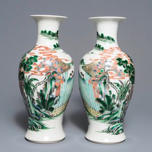 Une paire de vases en porcelaine de Chine famille verte, 19ème — photo 3