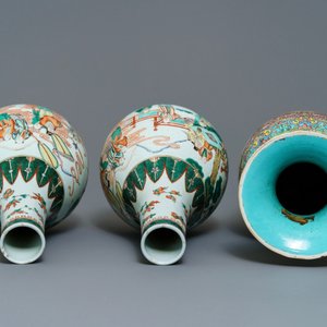 Une paire de vases en porcelaine de Chine famille verte et un vase en famille rose, 19ème — photo 5