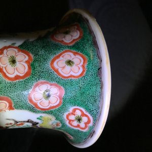 Une paire de vases en porcelaine de Chine famille verte, Kangxi — photo 21