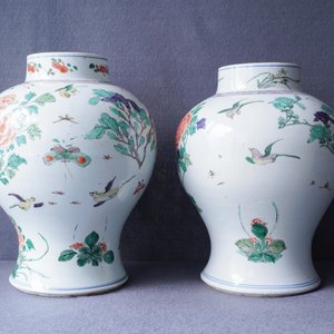 Une paire de vases en porcelaine de Chine famille verte, Kangxi — photo 8