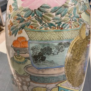 Une paire de vases en porcelaine de Chine qianjiang cai, 19/20ème — photo 18