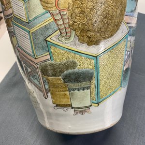 Une paire de vases en porcelaine de Chine qianjiang cai, 19/20ème — photo 31