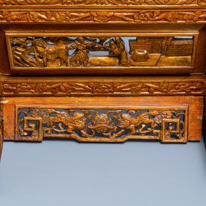 Une paire d'écrans en bois sculpté et doré pour le marché Straits ou Peranakan, 19ème — photo 12
