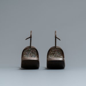 Une paire d'étriers 'abumi' en nacre incrusté de façon 'raden', Japon, Edo, 18ème — photo 5
