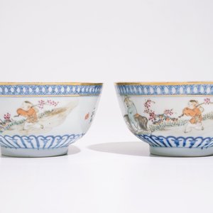Une paire et un ensemble de trois bols en porcelaine de Chine qianjiang cai, 19/20ème — photo 9