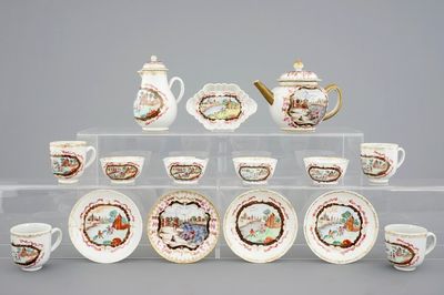 Une partie d'un service à thé en porcelaine de Chine famille rose et doré de style Meissen, Qianlong, 18ème