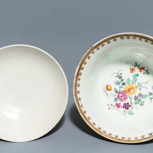 Une partie d'un service à thé en porcelaine de Chine famille rose, Qianlong — photo 18