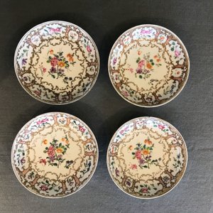 Une partie d'un service à thé en porcelaine de Chine famille rose, Qianlong — photo 19