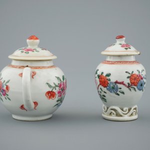 Une partie d'un service à thé miniature pour enfants en porcelaine de Chine famille rose, Qianlong, 18ème — photo 5