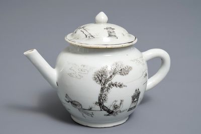 Une petite théière couverte en porcelaine de Chine grisaille, Qianlong
