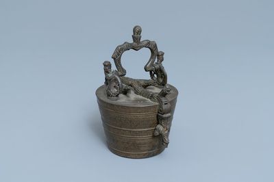 Une pile de poids en bronze, Nuremberg, Allemagne, début du 17ème