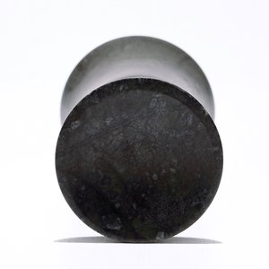 Une pipe à opium en bambou, une coupe en pierre dure et un boucle en argent, Chine, 19/20ème — photo 13
