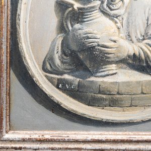 Une plaque de forme ovale en faïence polychrome de Bruxelles et un tableau correspondant en grisaille à décor d'un homme au pichet, début 19ème — photo 8