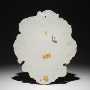 Une plaque en faïence de Delft à technique mixte au sujet pastoral, 18ème — photo 2
