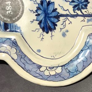 Une plaque en faïence de Delft bleu et blanc à décor chinoiserie avec un éléphant, 18ème — photo 10
