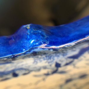 Une plaque en faïence de Delft bleu et blanc à décor de chinoiserie, 1ère moitié du 18ème — photo 8