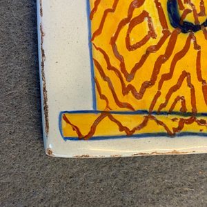 Une plaque en faïence de Delft polychrome à décor trompe l'oeil d'un cage à oiseaux, 18ème — photo 3