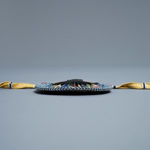 Une pochette à parfum en soie brodée de type Qingyang, Qing — photo 3