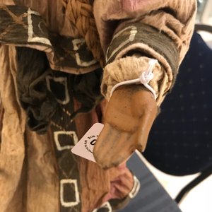 Une poupée d'archer Mandchou en bois et textile, Chine, 19ème — photo 12