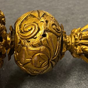 Une prise de chapeau de Mandarin en bronze doré, agate et cristal, 18ème — photo 14