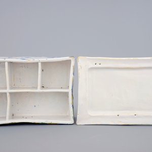Une rare boîte à bijoux et son couvercle en faïence de Delft polychrome, 18ème — photo 6