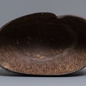 Une sébile de derviche 'kashkul' en coco de mer, art qajar, Iran, 19ème — photo 5