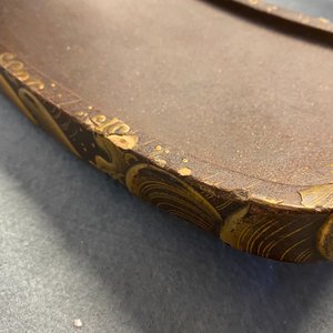 Une selle 'kura' et sa paire d'étriers 'abumi' en laque dorée, Japon, Muromachi, 16ème — photo 36