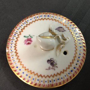 Une service à thé de 18 pièces en porcelaine de Chine famille rose, Qianlong — photo 7