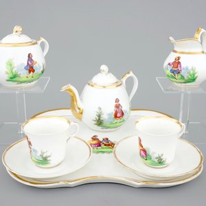 Une service à thé (tête-à-tête) pour deux en porcelaine de Paris, 19ème — photo 1