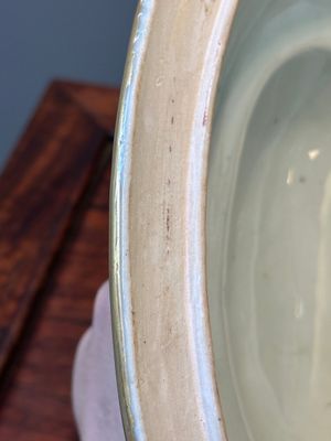 Une soupière couverte et une assiette en porcelaine de Chine famille rose de Canton, 19ème — photo 19