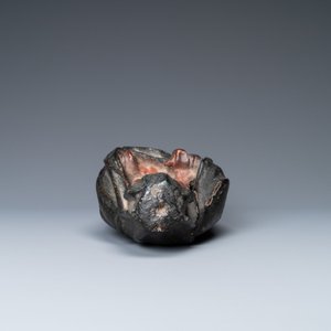 Une statue de la Vierge de Calvaire en chêne sculpté et polychromé, vers 1500 — photo 6