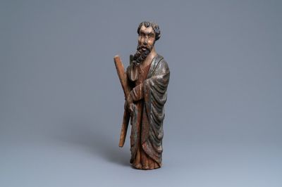 Une statue de Saint André en chêne sculpté et polychromé, Normandie, fin du 15ème