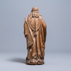 Une statue d'un ange aux Instruments de la Passion en chêne sculpté, Allemagne ou Rhéno-Mosan, 16ème — photo 4