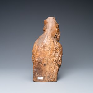 Une statue d'un prophète en chêne sculpté avec traces de polychromie, 16ème — photo 4