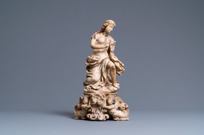 Une statue d'une sainte en albâtre sculpté, Trapani, Sicile, Italie, 17ème